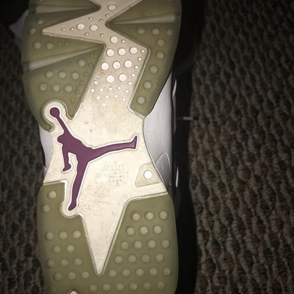 Jordans Sneakers - Picture 3 of 3